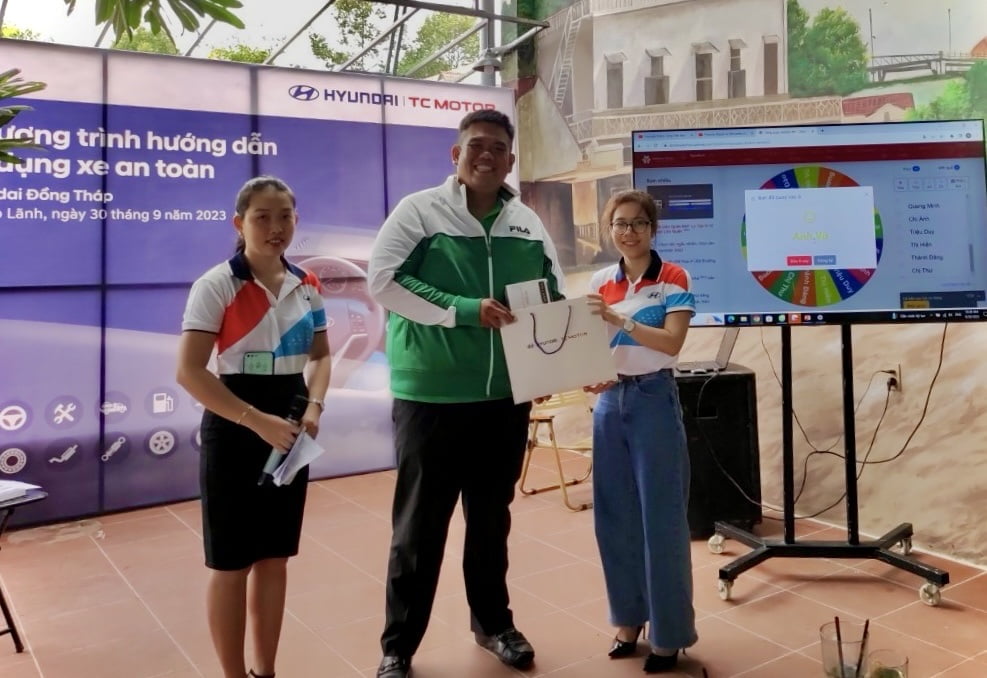 Hình ảnh này chưa có thuộc tính alt; tên tệp của nó là z4748265480544_299e1c95c451ccbf127e5339e204560b.jpg